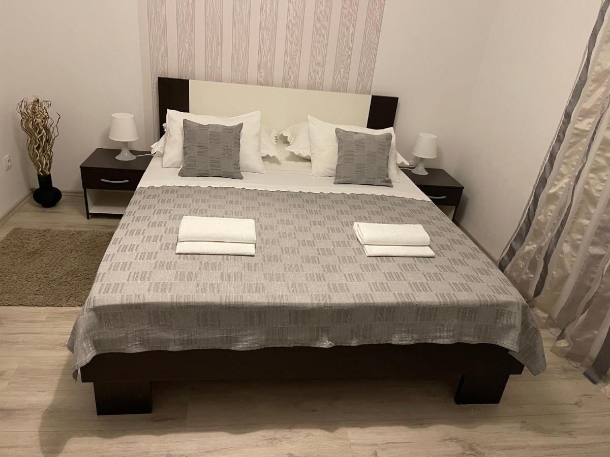 Apartments Antisa Baška Voda Kültér fotó