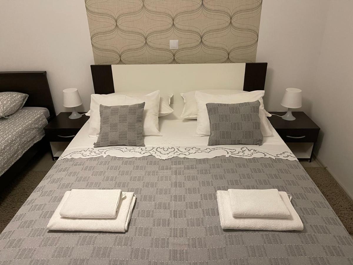 Apartments Antisa Baška Voda Kültér fotó
