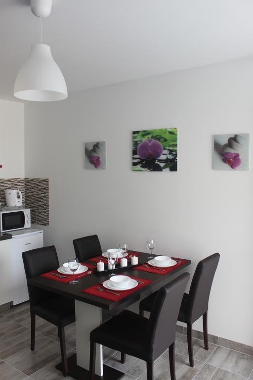 Apartments Antisa Baška Voda Kültér fotó