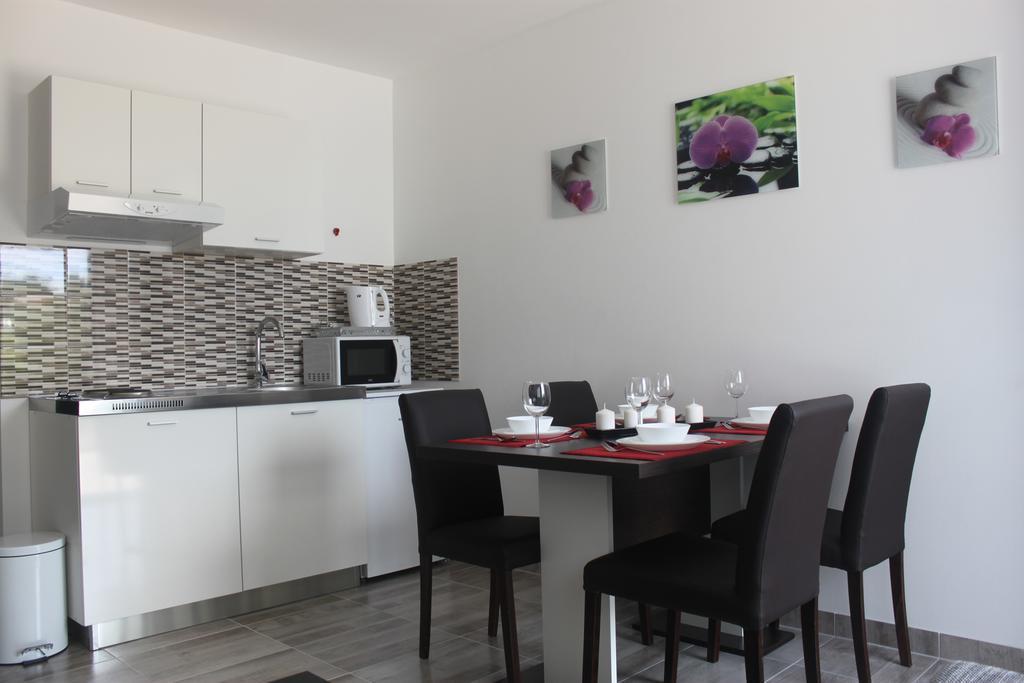 Apartments Antisa Baška Voda Kültér fotó