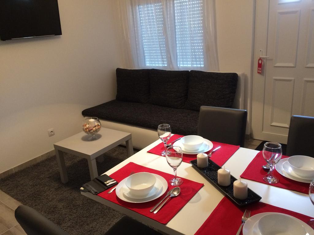 Apartments Antisa Baška Voda Kültér fotó